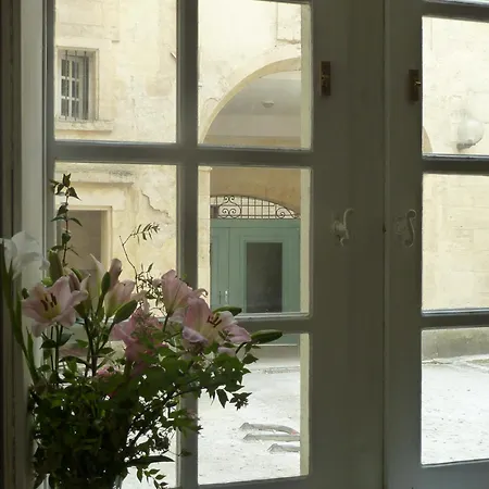 Les Trois Chandeliers Un Petit Paradis En Plein Centre Апартаменты Бордо